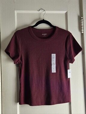 Old Navy Ribbed Crew Neck Tee — Maroon